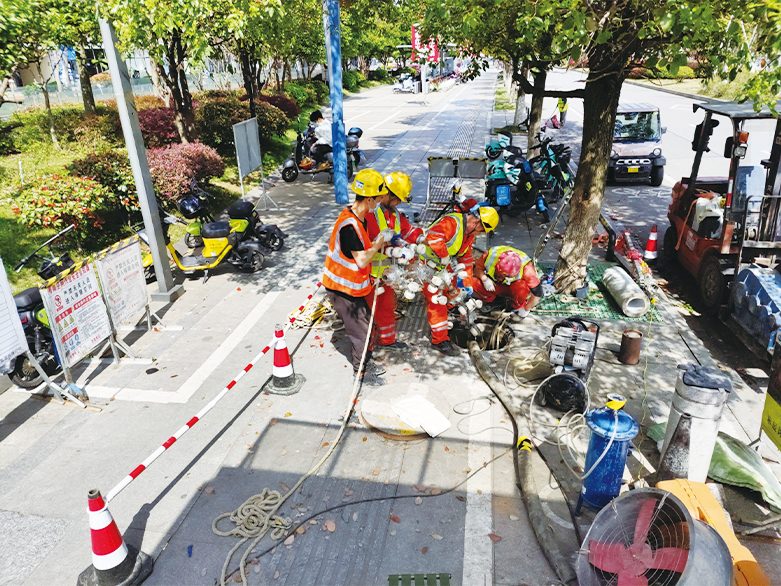  连平UV-CIPP紫外光固化修复